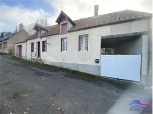 maison de bourg à la vente -   18170  LE CHATELET, surface 91 m2 vente maison de bourg - UBI418631924